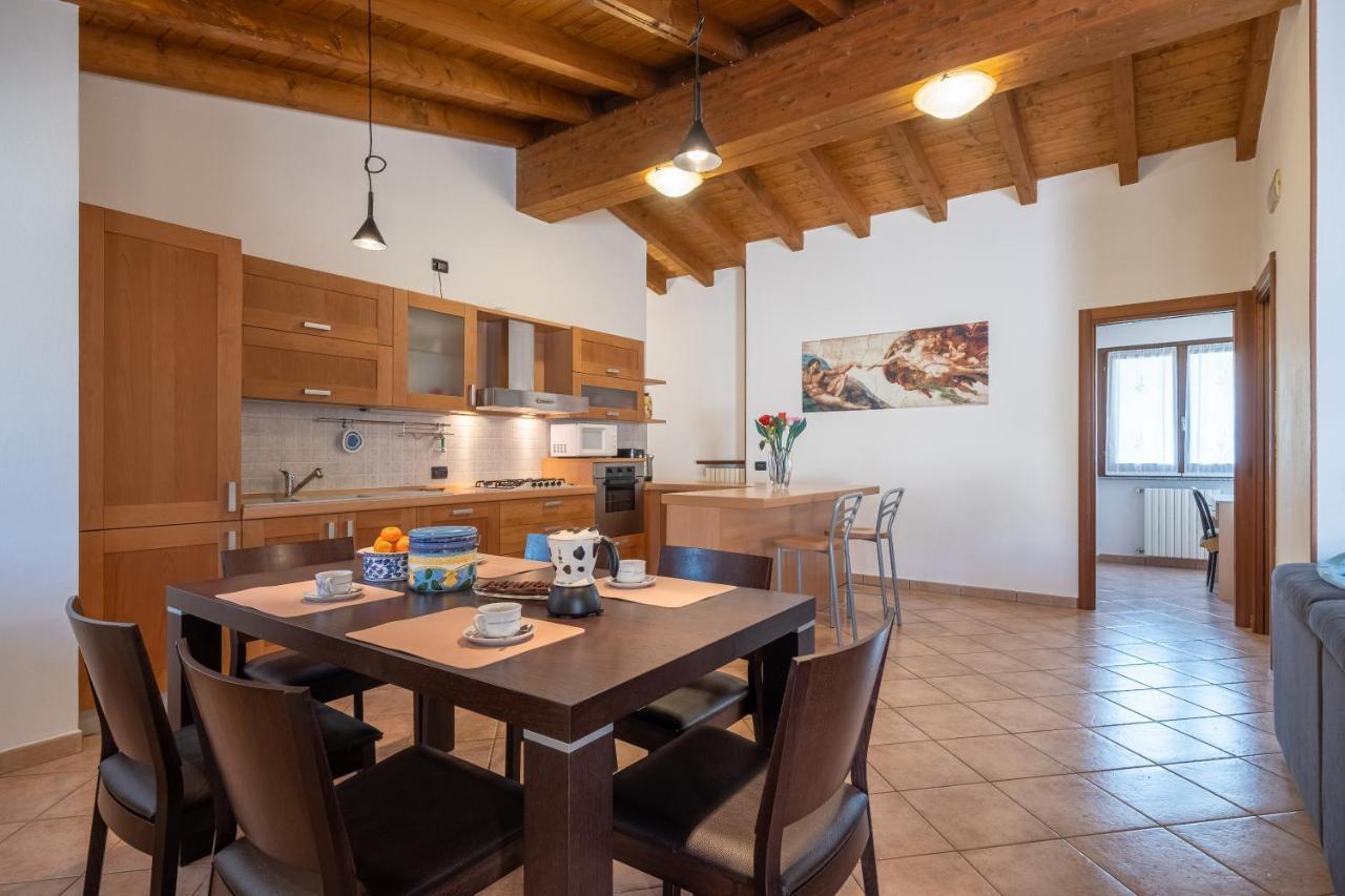 Casa Del Gatto Apartman Paratico Kültér fotó